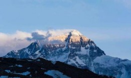 珠穆朗玛峰最新爆料,探寻世界之巅的神秘面纱”